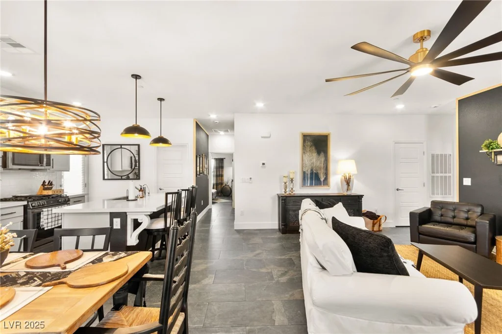 12648 Heritage Bend, Las Vegas, NV 89138