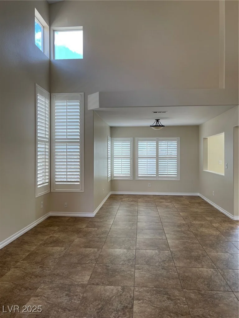 9004 Dulcimer, Las Vegas, NV 89123