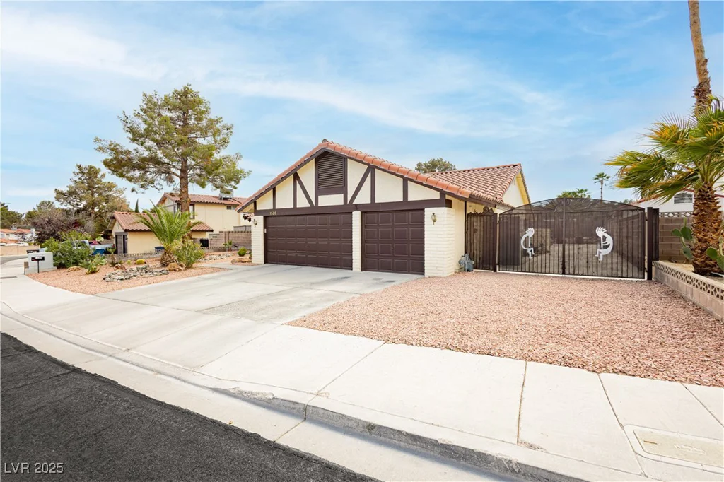 1528 Tonada, Las Vegas, NV 89117
