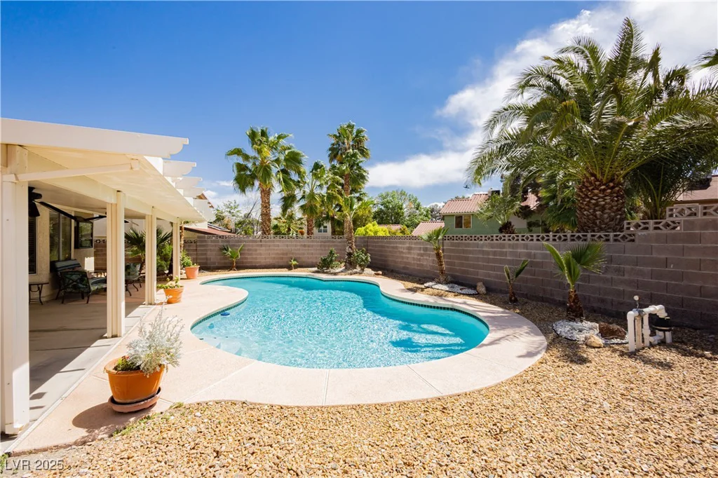 1528 Tonada, Las Vegas, NV 89117
