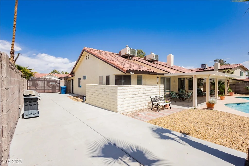 1528 Tonada, Las Vegas, NV 89117