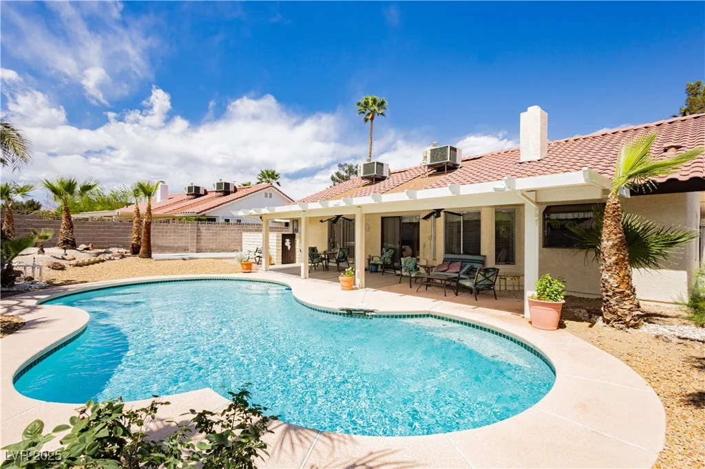 1528 Tonada, Las Vegas, NV 89117