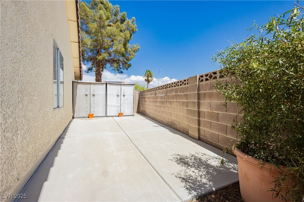 1528 Tonada, Las Vegas, NV 89117