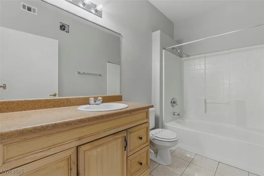 8250 Grand Canyon, Las Vegas, NV 89166