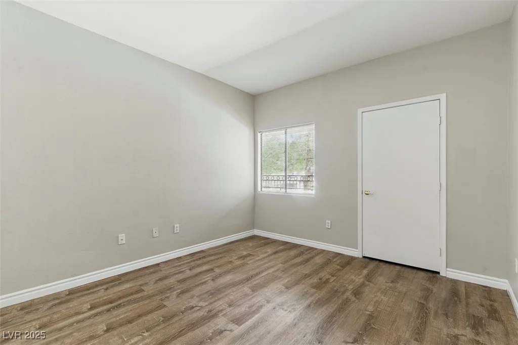 8250 Grand Canyon, Las Vegas, NV 89166