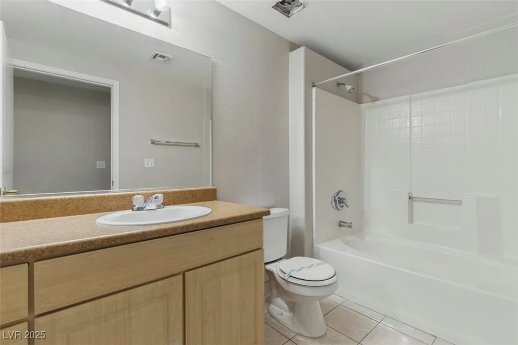 8250 Grand Canyon, Las Vegas, NV 89166