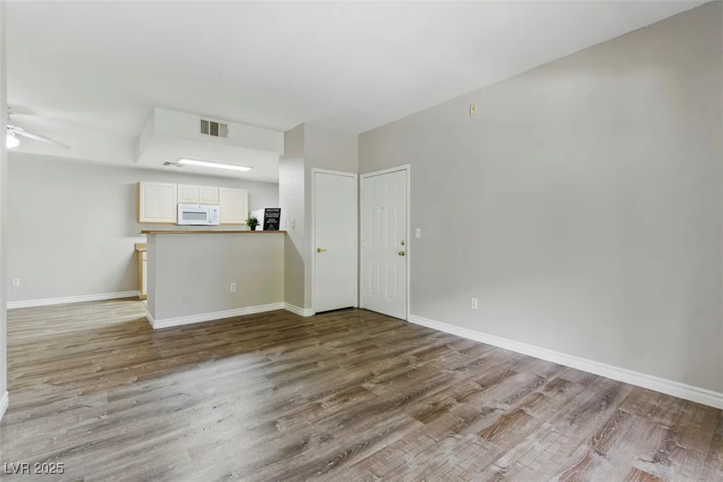 8250 Grand Canyon, Las Vegas, NV 89166
