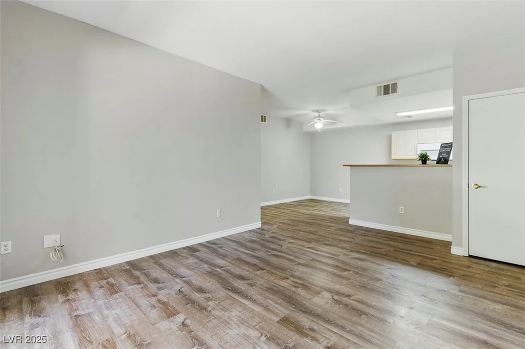 8250 Grand Canyon, Las Vegas, NV 89166