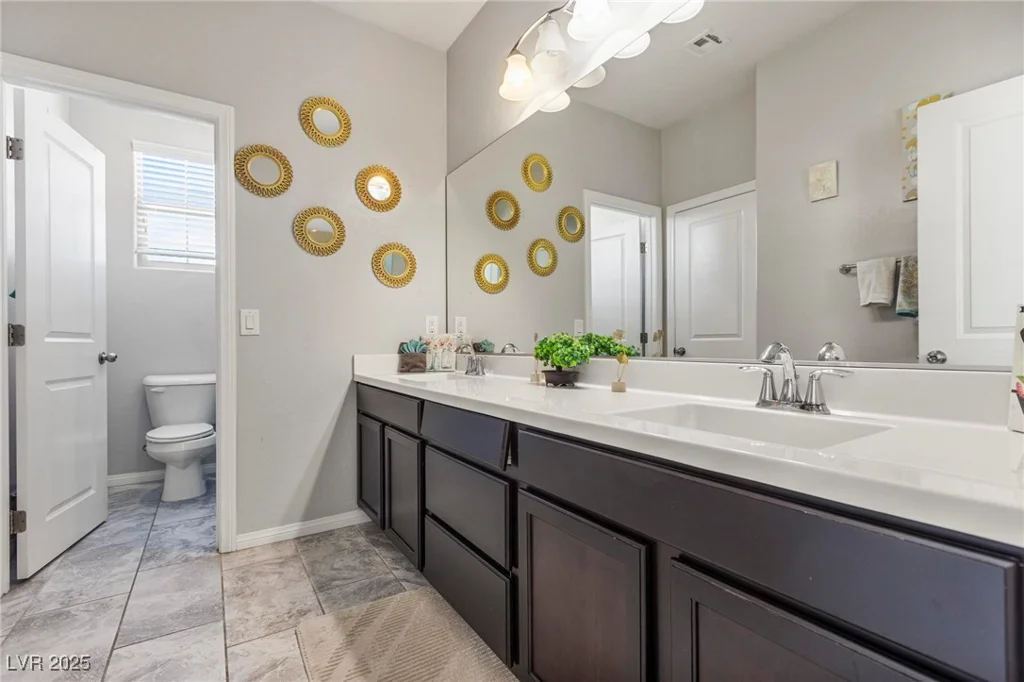 1105 Strada Pecei, Henderson, NV 89011