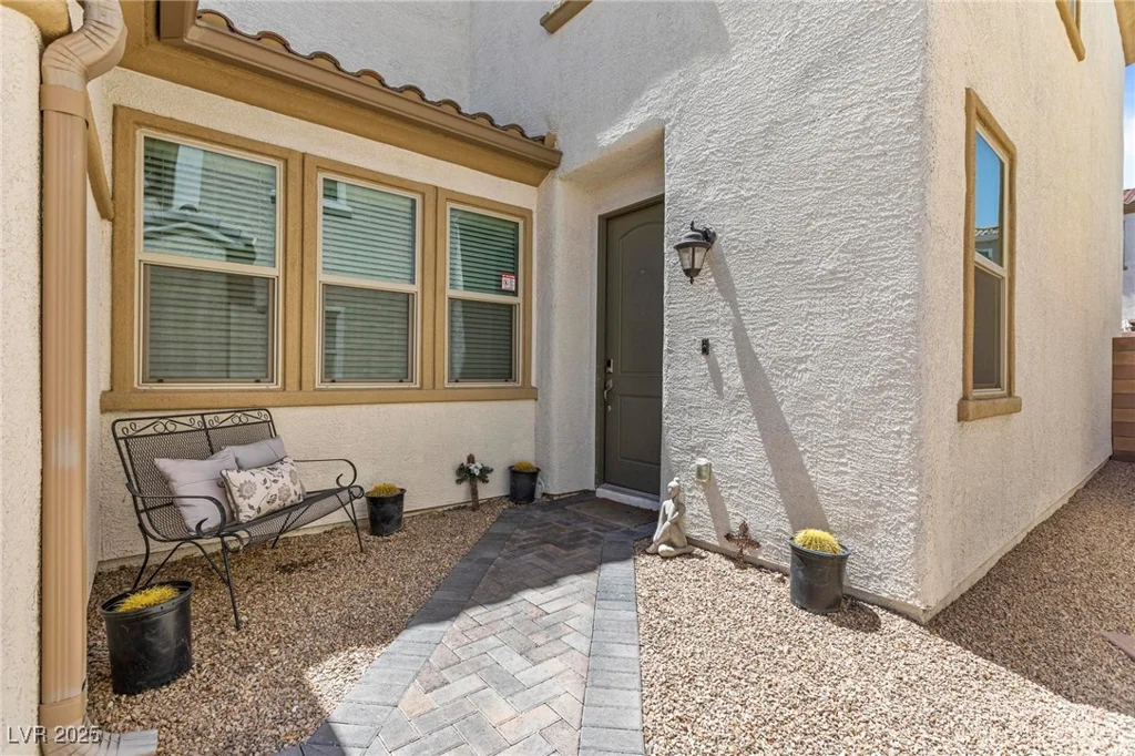 1105 Strada Pecei, Henderson, NV 89011