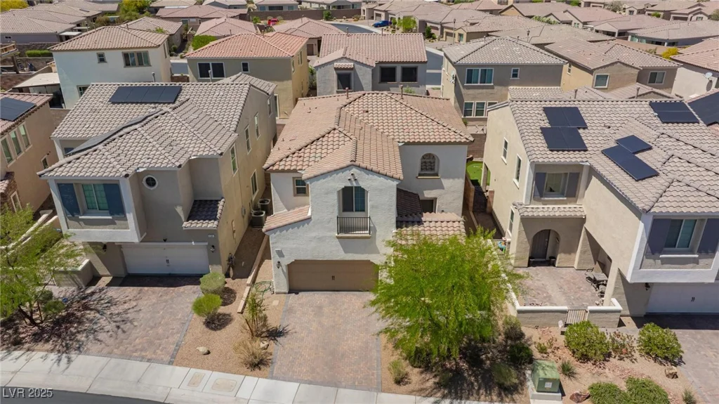1105 Strada Pecei, Henderson, NV 89011