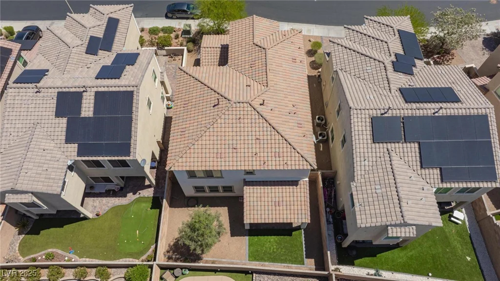 1105 Strada Pecei, Henderson, NV 89011