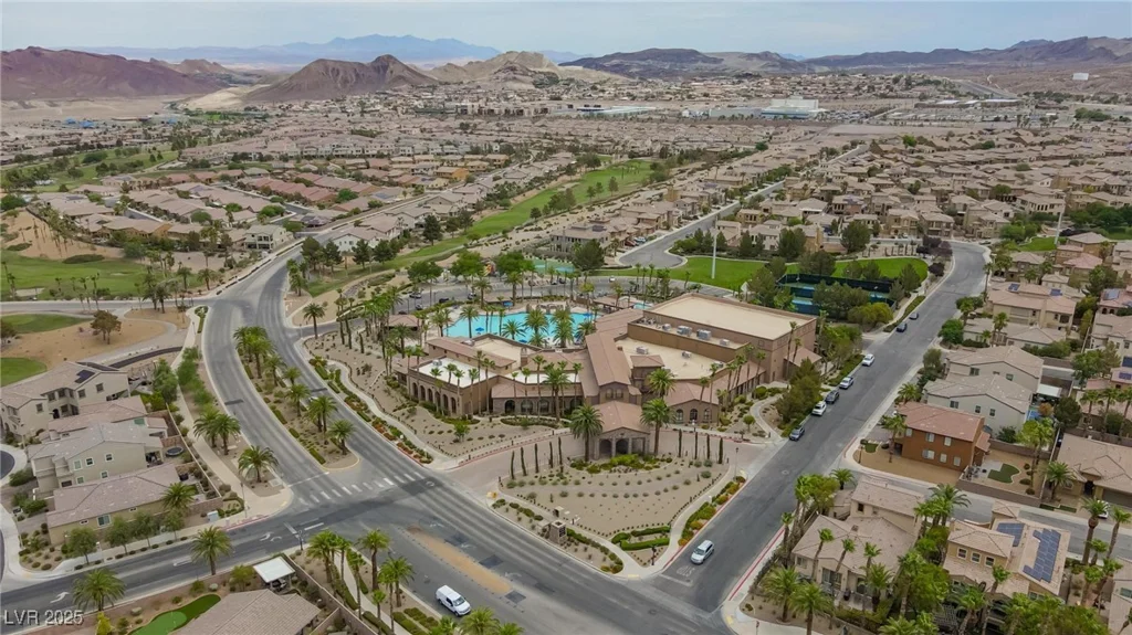 1105 Strada Pecei, Henderson, NV 89011