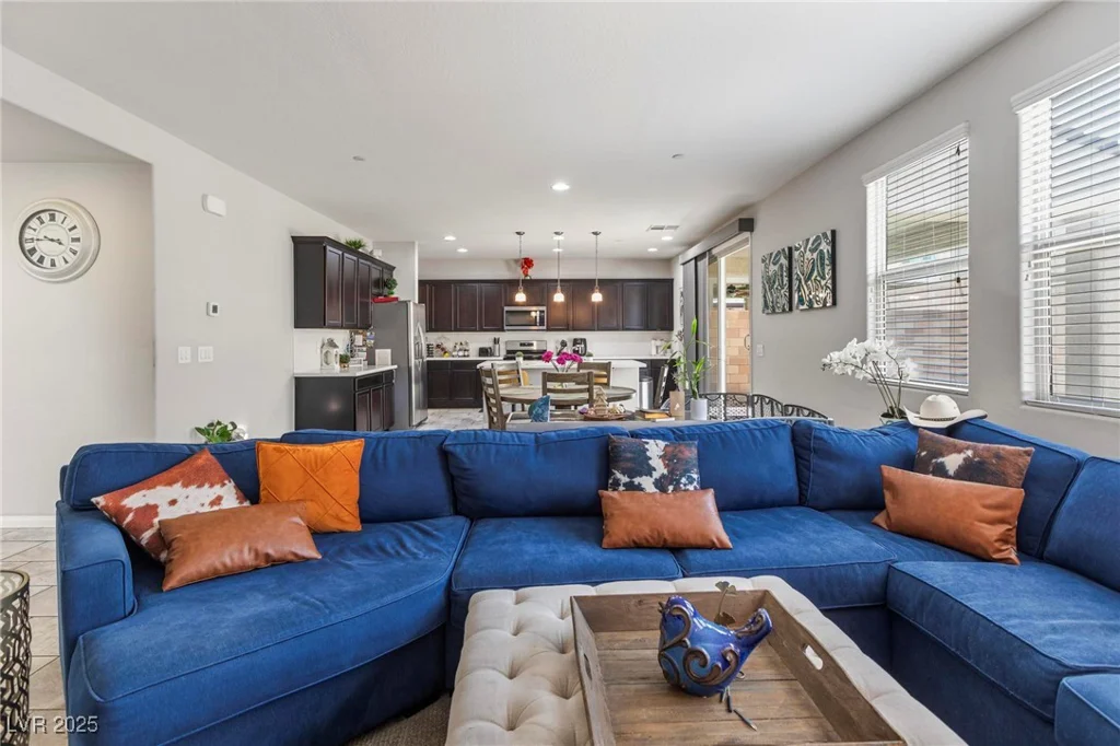 1105 Strada Pecei, Henderson, NV 89011