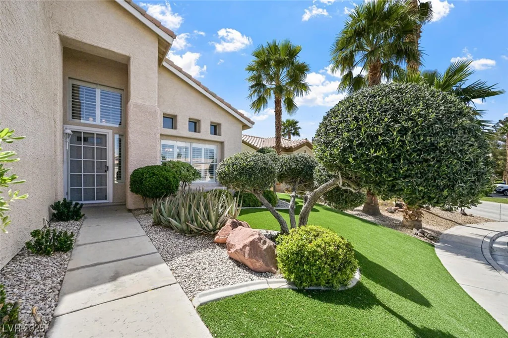 3295 Cooper Creek, Henderson, NV 89074