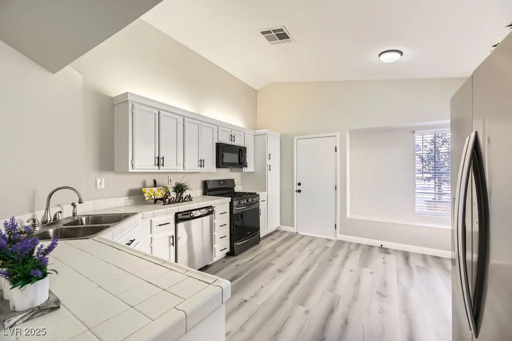 2668 Alwoodley, Las Vegas, NV 89142