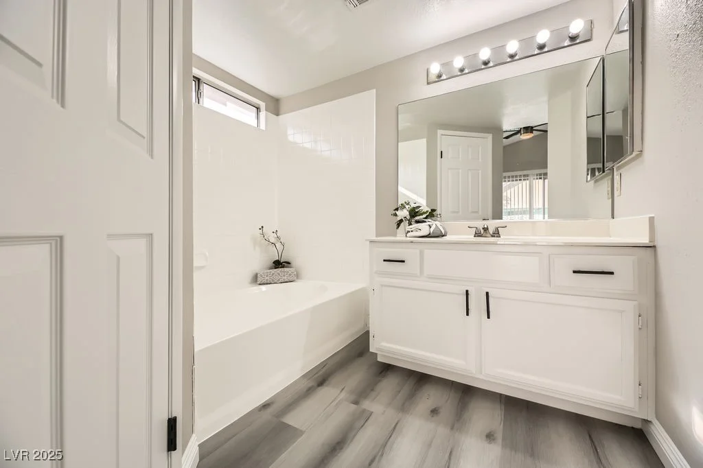2668 Alwoodley, Las Vegas, NV 89142