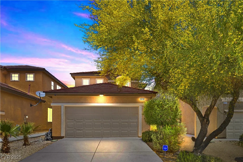 9218 Grassy Weep, Las Vegas, NV 89178