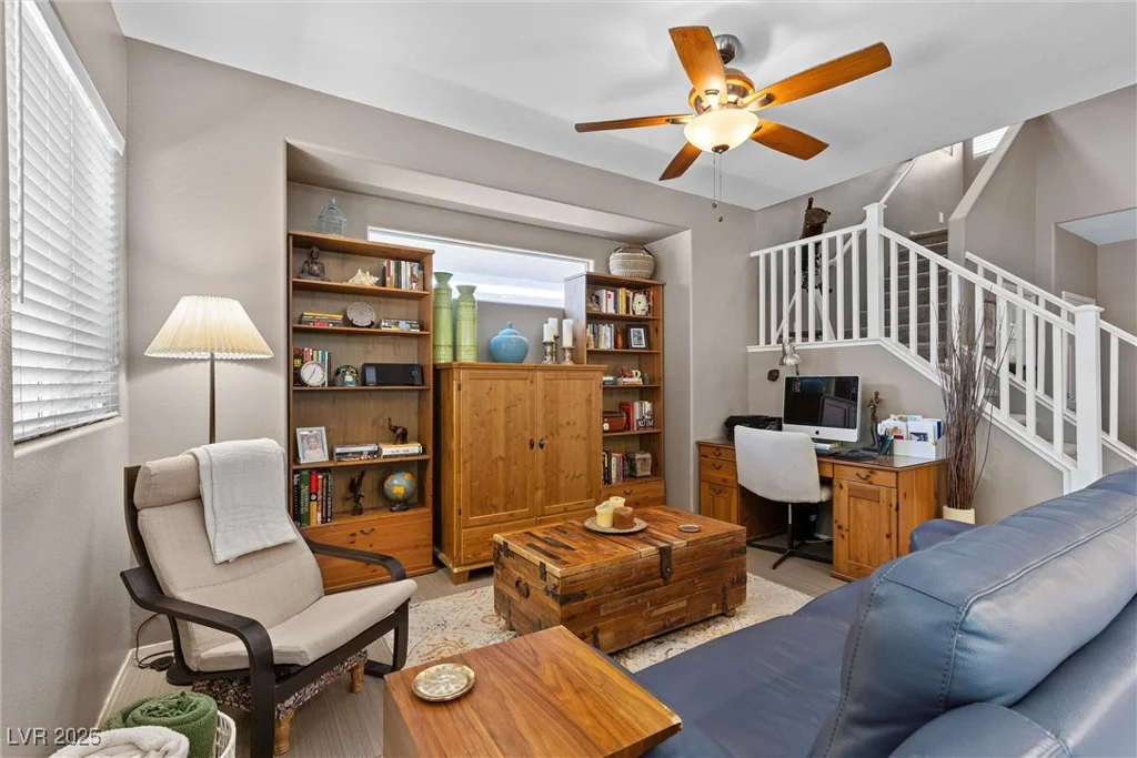 9218 Grassy Weep, Las Vegas, NV 89178