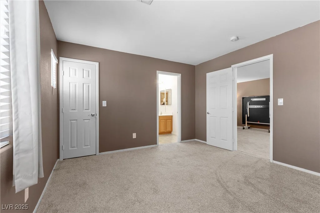 9218 Grassy Weep, Las Vegas, NV 89178