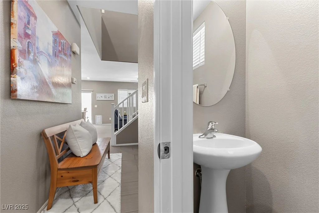 9218 Grassy Weep, Las Vegas, NV 89178