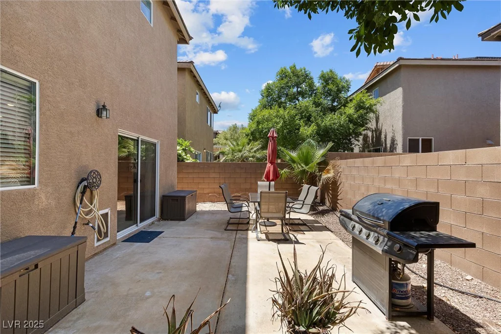 9218 Grassy Weep, Las Vegas, NV 89178