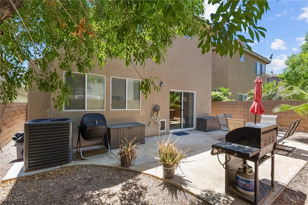 9218 Grassy Weep, Las Vegas, NV 89178