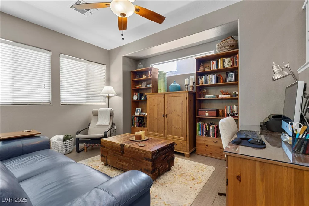 9218 Grassy Weep, Las Vegas, NV 89178