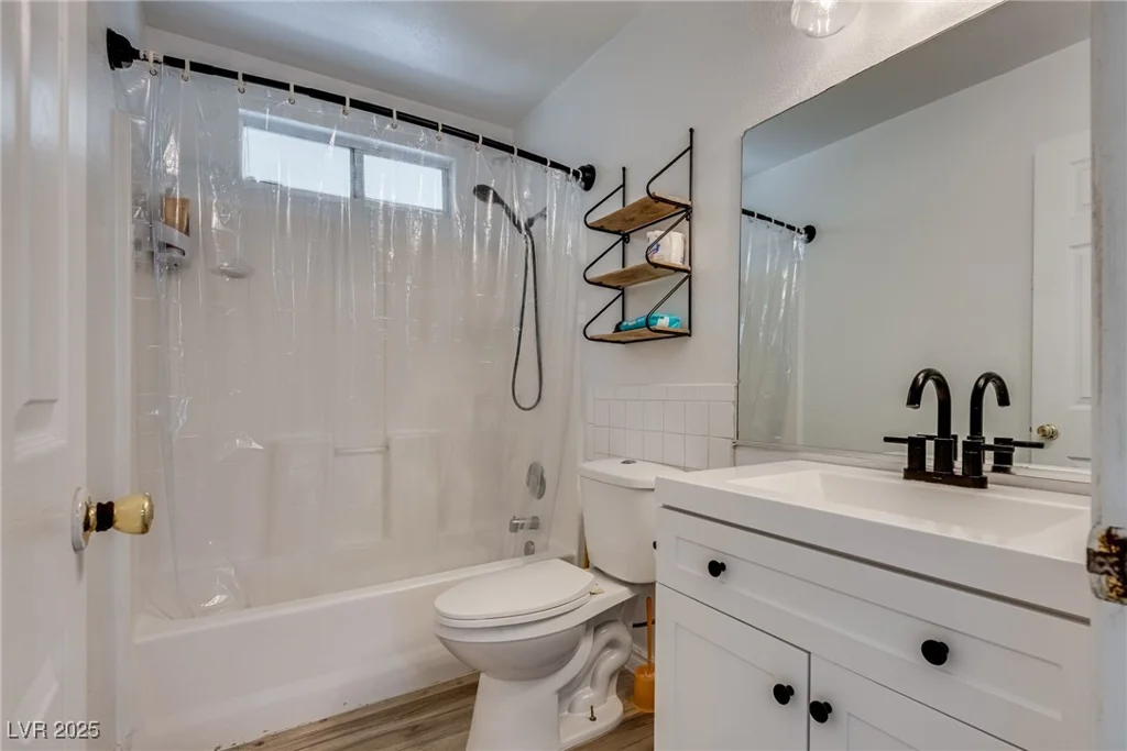 3811 Twinkle Star, Las Vegas, NV 89115