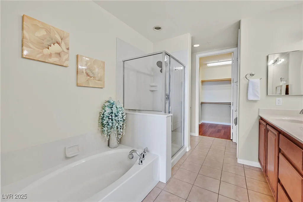 62 Serene, Las Vegas, NV 89123