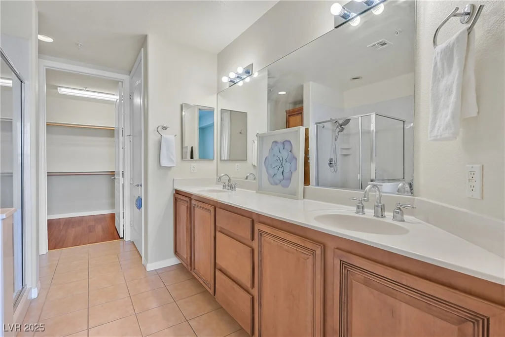 62 Serene, Las Vegas, NV 89123