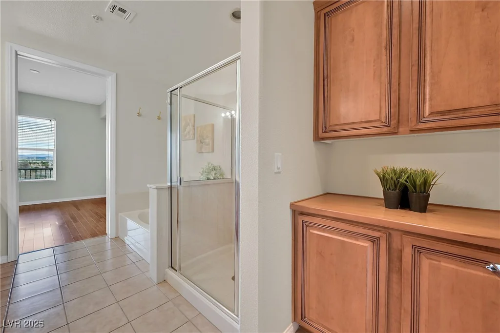 62 Serene, Las Vegas, NV 89123