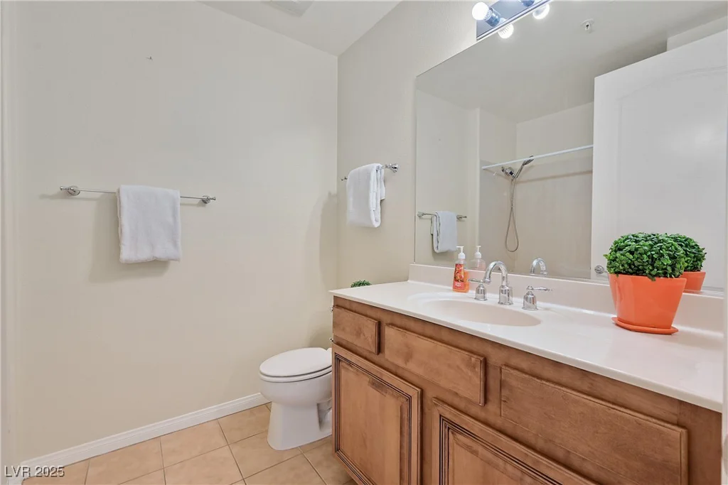 62 Serene, Las Vegas, NV 89123