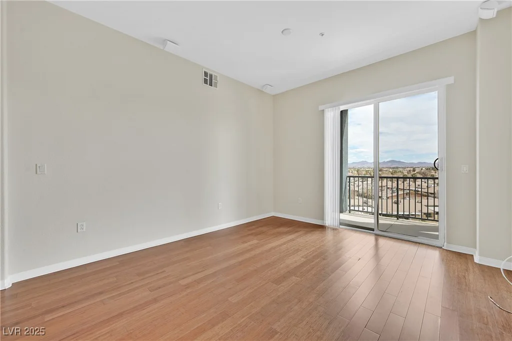 62 Serene, Las Vegas, NV 89123