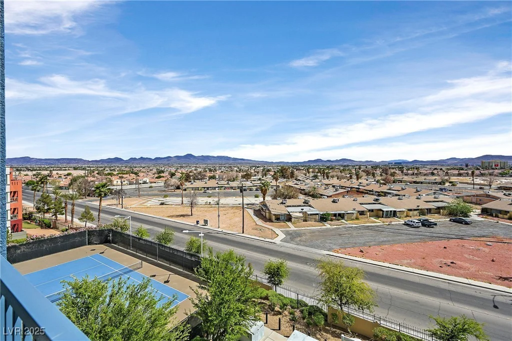 62 Serene, Las Vegas, NV 89123