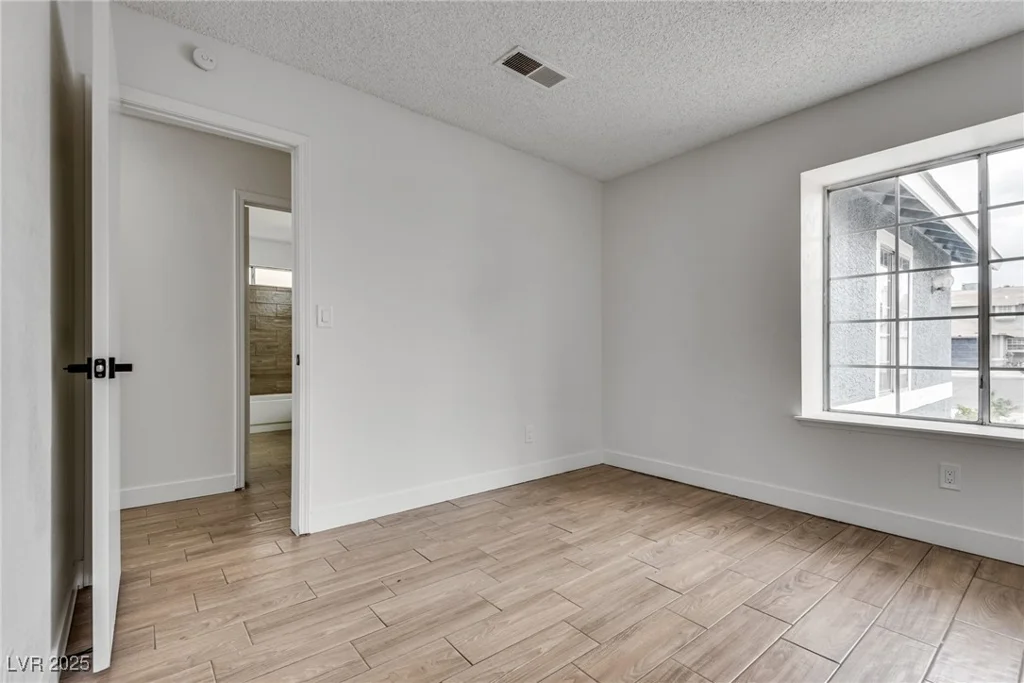 4205 Caliper, Las Vegas, NV 89110