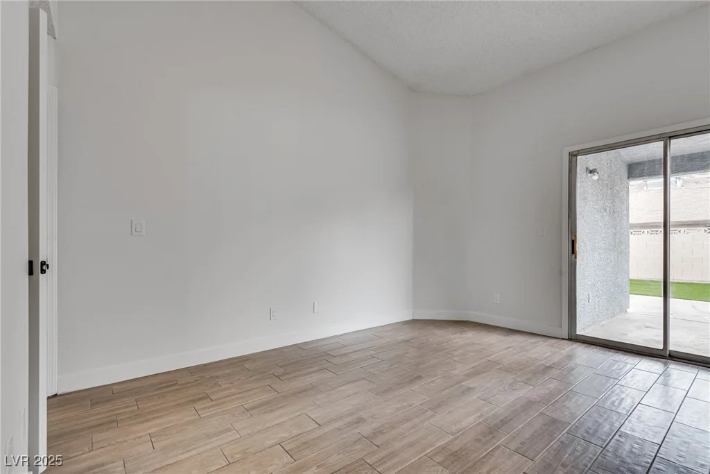 4205 Caliper, Las Vegas, NV 89110