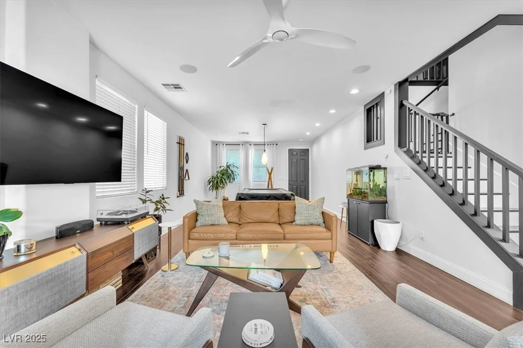 10432 Britton Hill, Las Vegas, NV 89129
