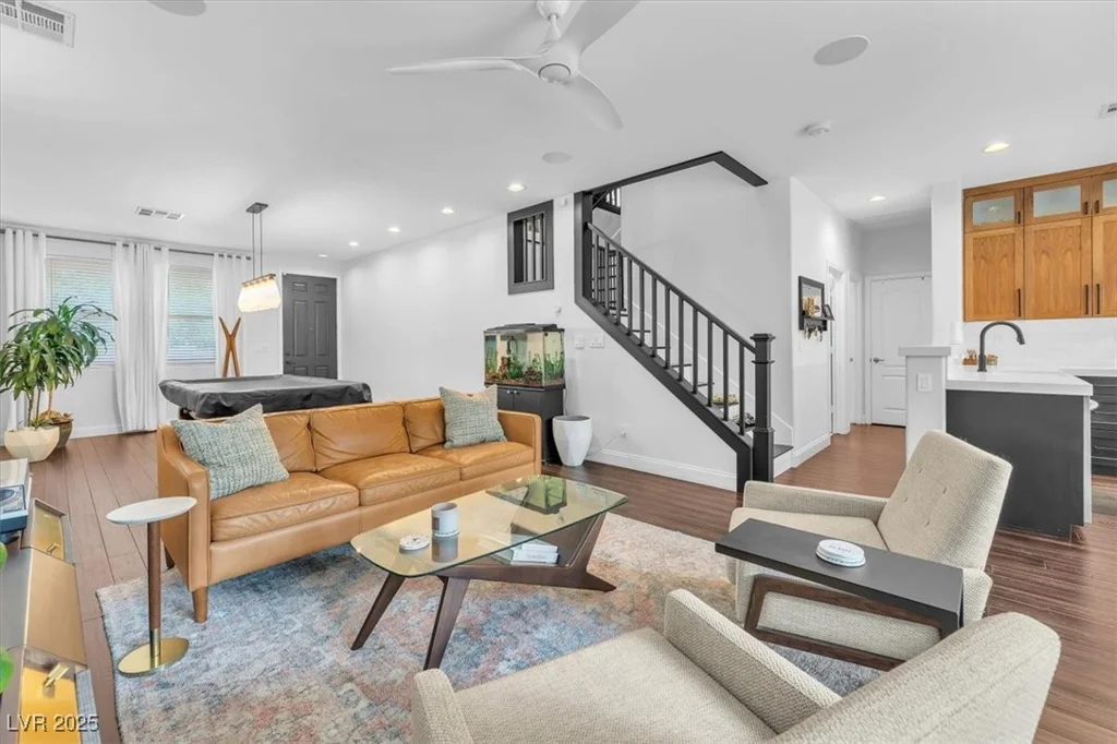 10432 Britton Hill, Las Vegas, NV 89129