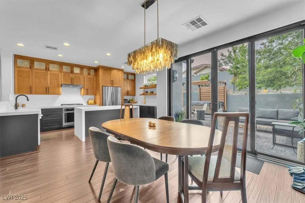 10432 Britton Hill, Las Vegas, NV 89129
