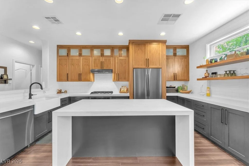 10432 Britton Hill, Las Vegas, NV 89129