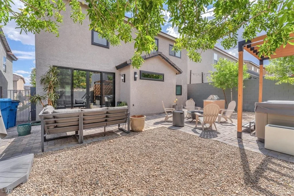 10432 Britton Hill, Las Vegas, NV 89129