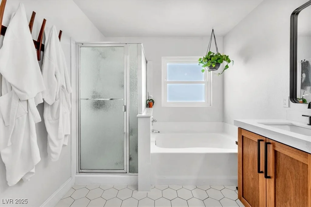 10432 Britton Hill, Las Vegas, NV 89129