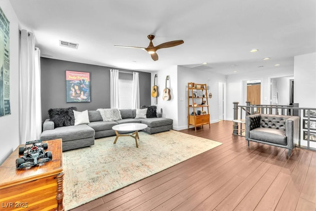 10432 Britton Hill, Las Vegas, NV 89129
