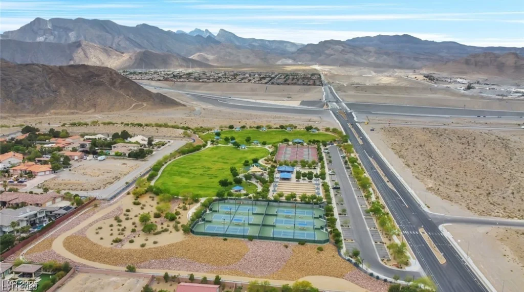 10432 Britton Hill, Las Vegas, NV 89129