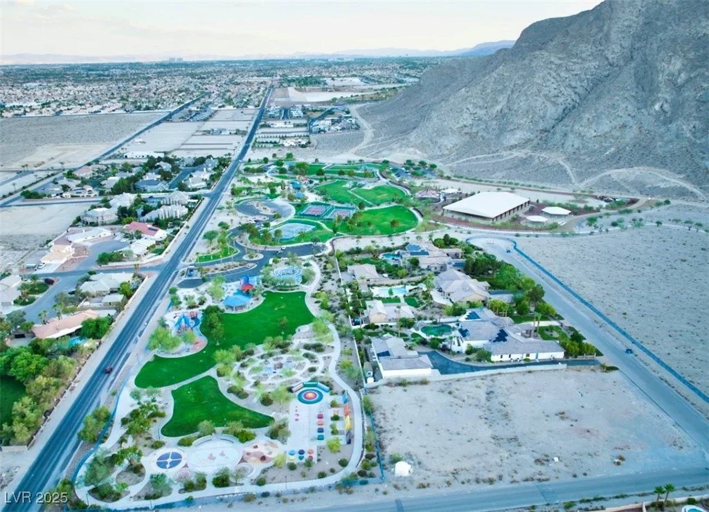 10432 Britton Hill, Las Vegas, NV 89129