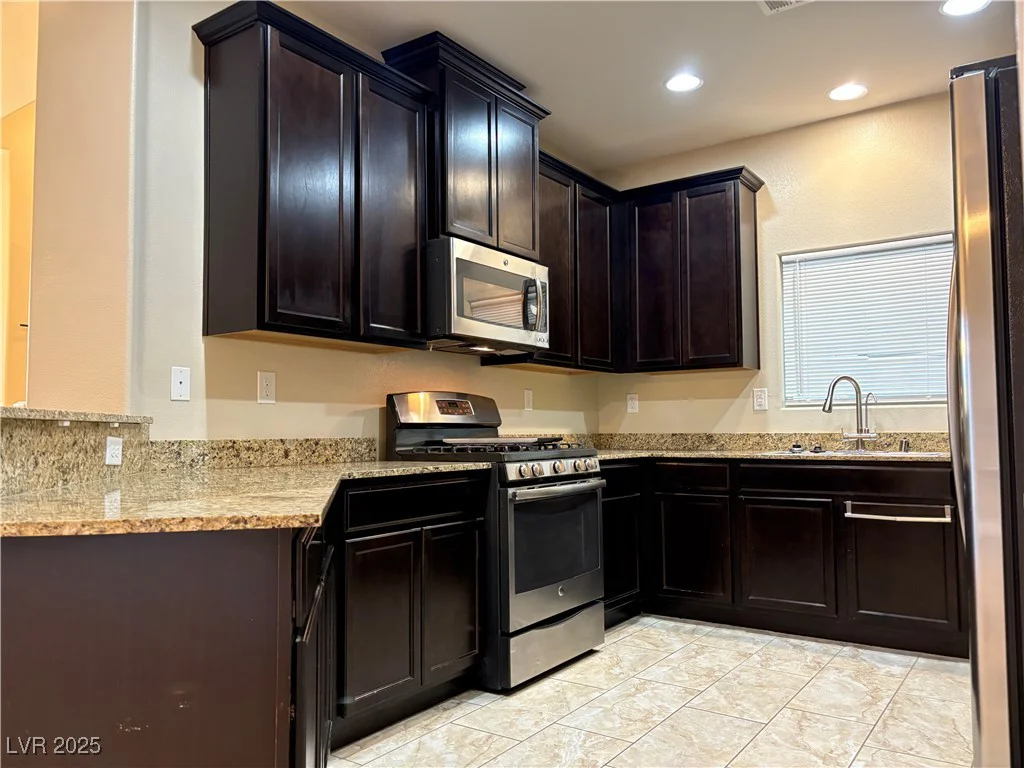 9138 Hermosa Valley, Las Vegas, NV 89178