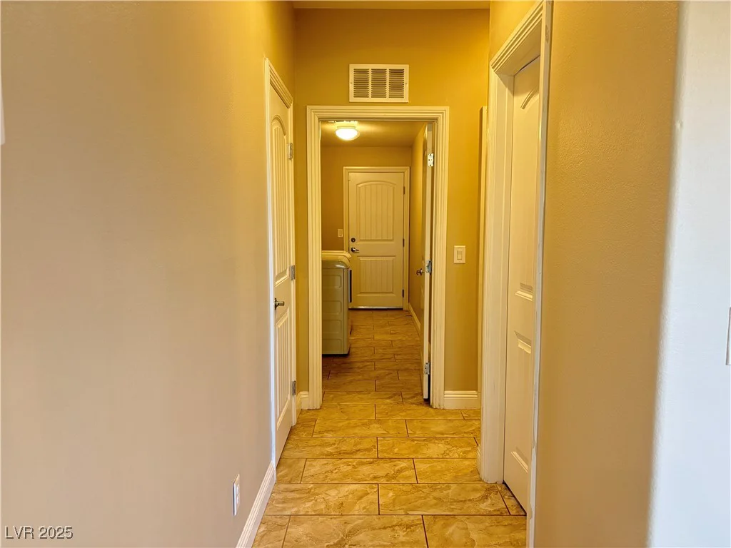 9138 Hermosa Valley, Las Vegas, NV 89178