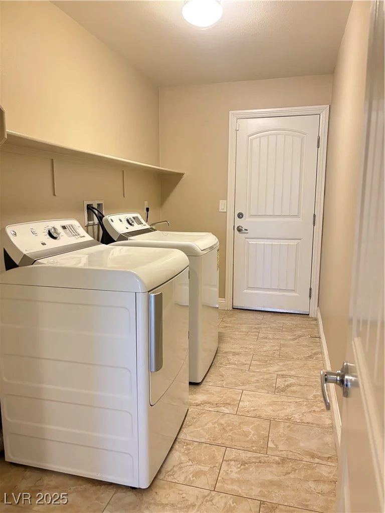 9138 Hermosa Valley, Las Vegas, NV 89178