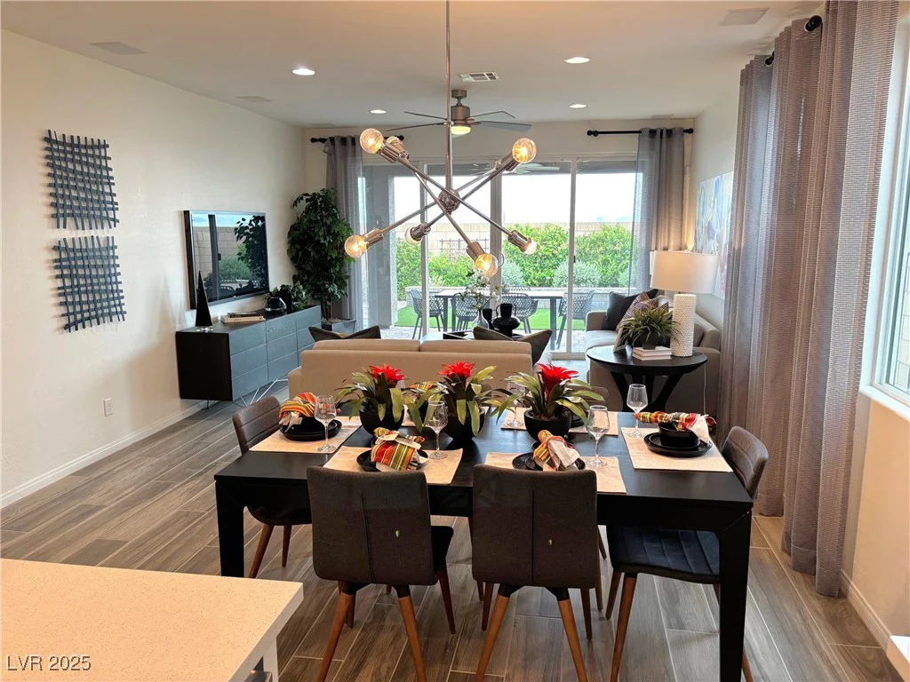929 Hunter Shores, North Las Vegas, NV 89084